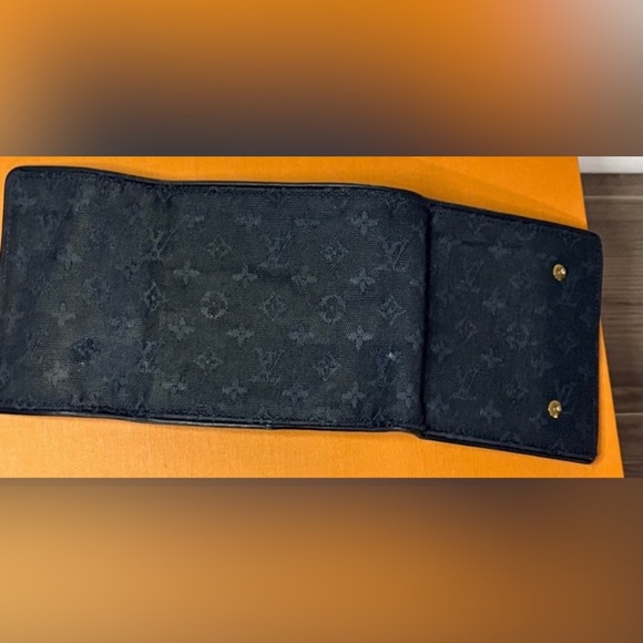 RARE🦄Authentic Navy Denim Louis Vuitton Monogram Wallet - Picture 4 of 11